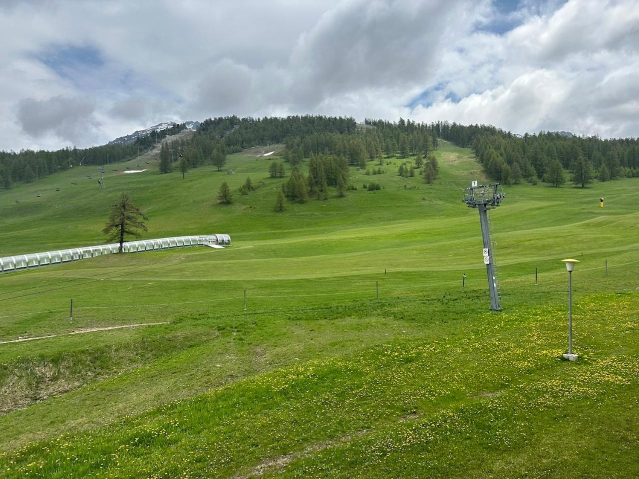 Studio Les Chalmettes 4 Personnes Au Pied Des Pistes Wifi - Balcon - Parking Монженевр Екстер'єр фото